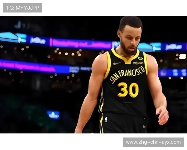 库里以一己之力拉开比分差距，勇士占优